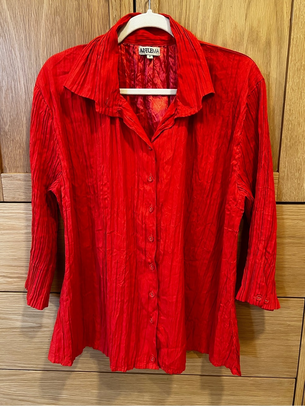 Alquema Crinkle Button Front Blouse 3/4 Sleeve Red Poppy Size 2 Medium Unique
